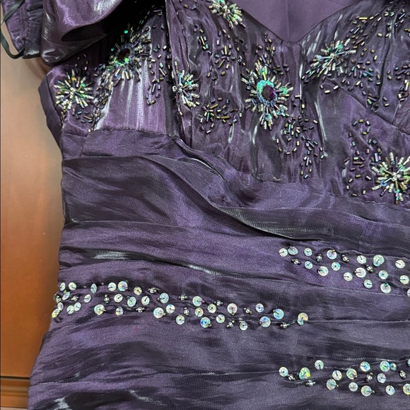 NWT Women Sleeveless Ruffle Prom Gown Wedding Dresses Purple Princess Ball - Picture 11 of 12